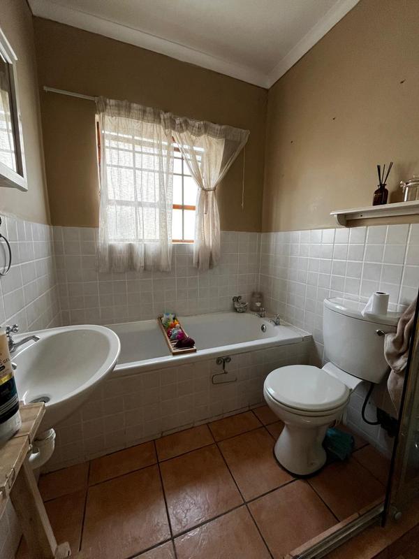 2 Bedroom Property for Sale in Guldenland Western Cape